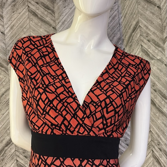 Beechers Brook peach and black color, mini Dress with belt size extra large - Picture 7 of 11